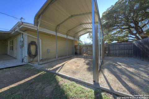 A home in Universal City