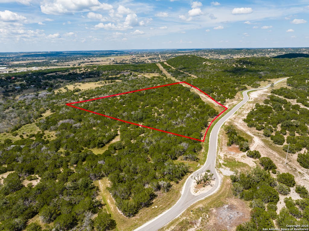 Photo of 376 Dark Sky Path, Kerrville, TX 78028 (MLS # 1920742)