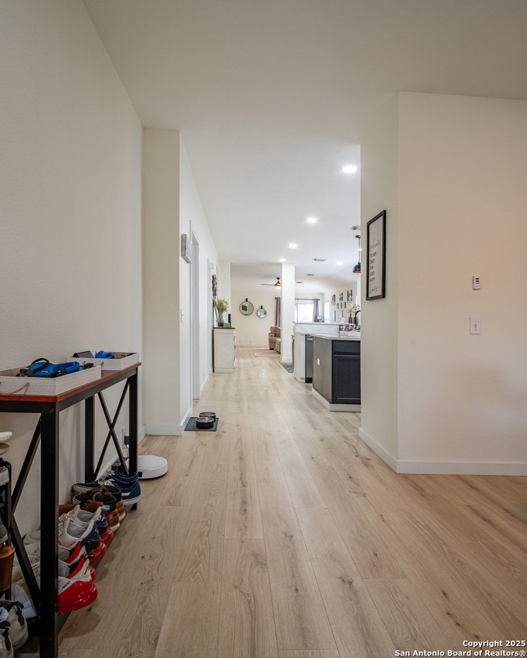 Photo of 13211 Regency Frst, San Antonio, TX 78249 (MLS # 1925253)