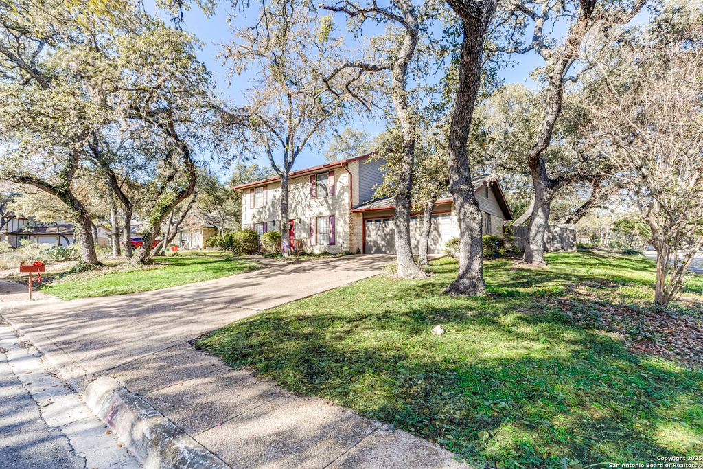 Photo of 2215 Sun Wood, San Antonio, TX 78232 (MLS # 1929988)