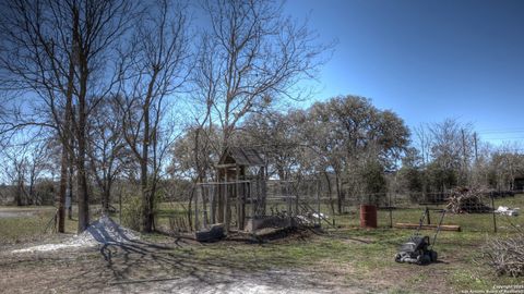 A home in Leakey