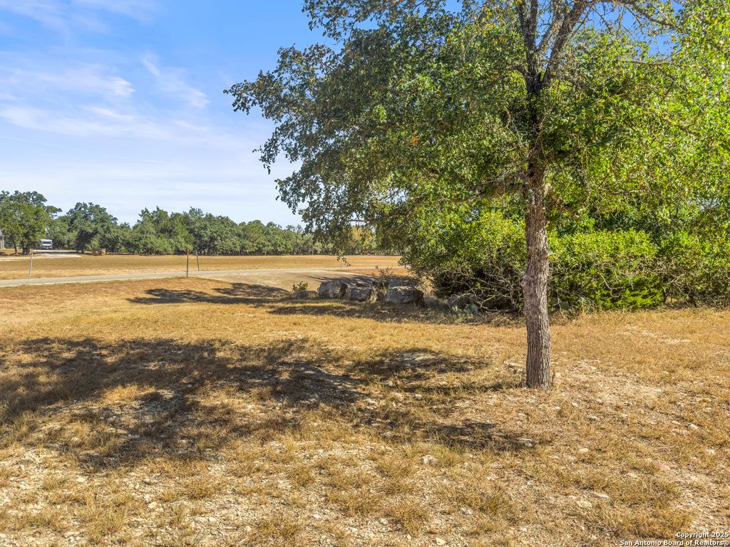 Photo of 1043 Long Hollow, Canyon Lake, TX 78133 (MLS # 1914991)