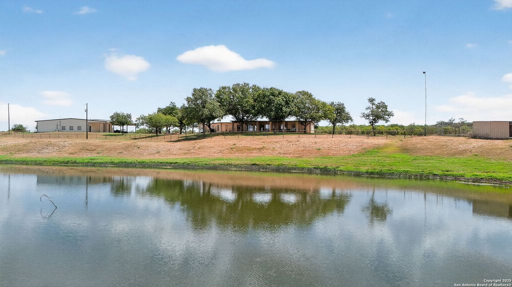 Photo of 2220 FM 1343, Devine, TX 78016 (MLS # 1907587)