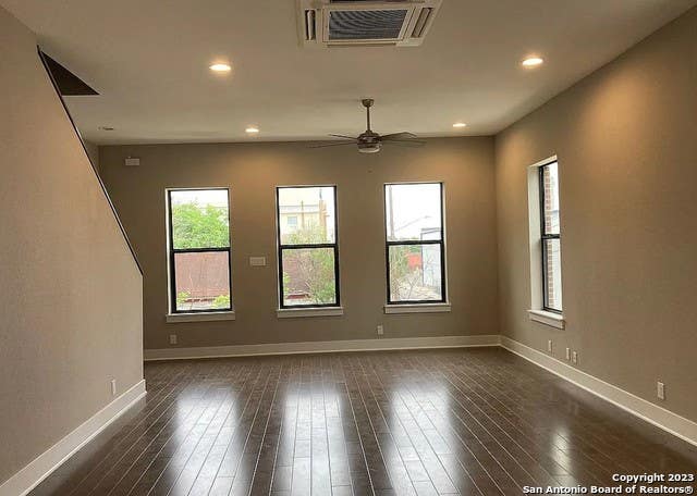 Photo of 130 N SWISS 101 #101, San Antonio, TX 78202 (MLS # 2008717)
