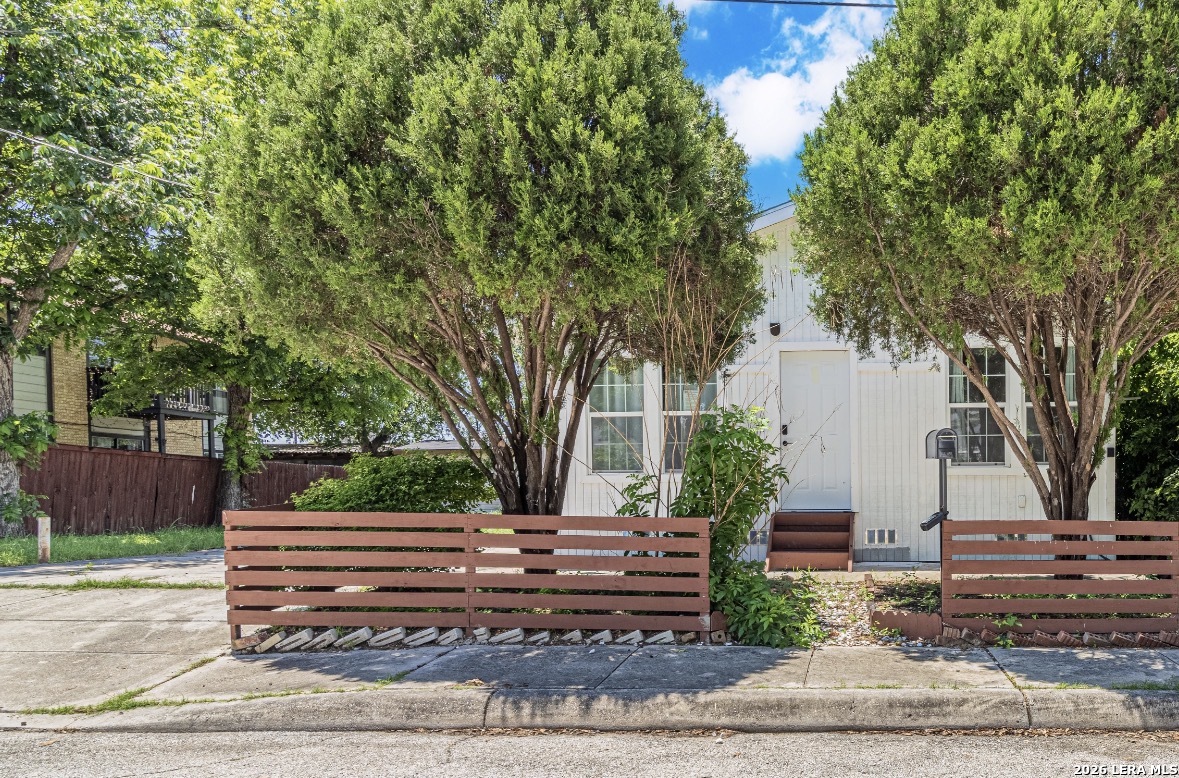 326 Victor St