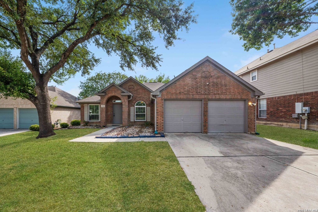 Photo of 6514 FONTANA PT, San Antonio, TX 78240 (MLS # 2019540)