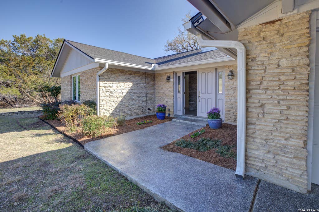Photo of 275 Wimberley Hills, Wimberley, TX 78676 (MLS # 1920053)