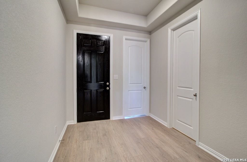 Photo of 927 Creek Bed Drive, New Braunfels, TX 78130 (MLS # 1958256)