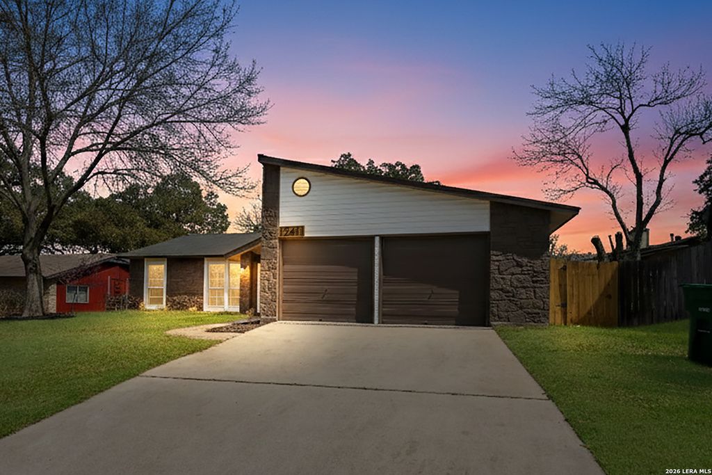 Photo of 12411 Bret Springs, San Antonio, TX 78233 (MLS # 1944405)