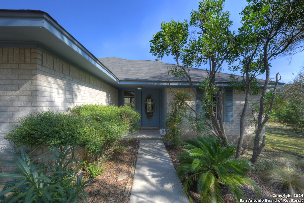 Spring Branch, Texas 78070, United States, 3 Bedrooms Bedrooms, ,2 BathroomsBathrooms,Residential,Pending,30015