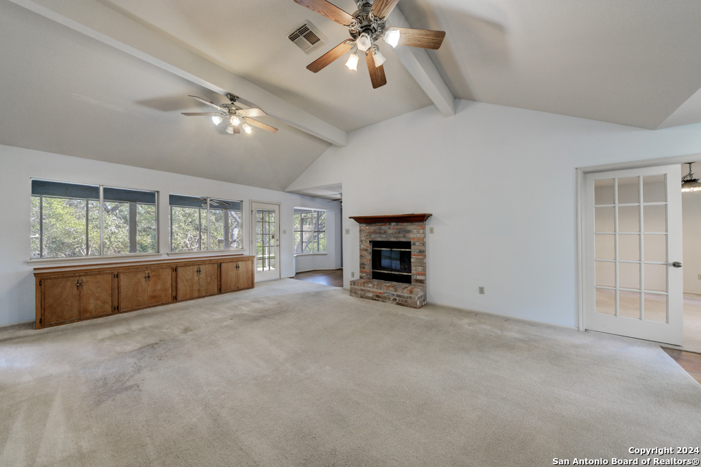 Spring Branch, Texas 78070, United States, 3 Bedrooms Bedrooms, ,2 BathroomsBathrooms,Residential,Pending,30015