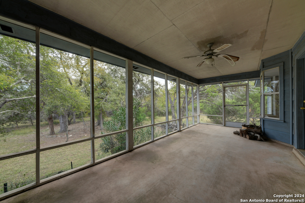 Spring Branch, Texas 78070, United States, 3 Bedrooms Bedrooms, ,2 BathroomsBathrooms,Residential,Pending,30015