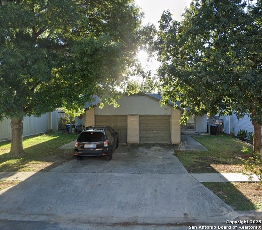 listing image 0