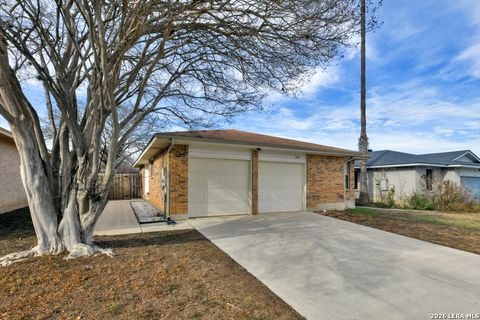 Photo of 882 Garden Circle, Schertz, TX 78154 (MLS # 1937714)