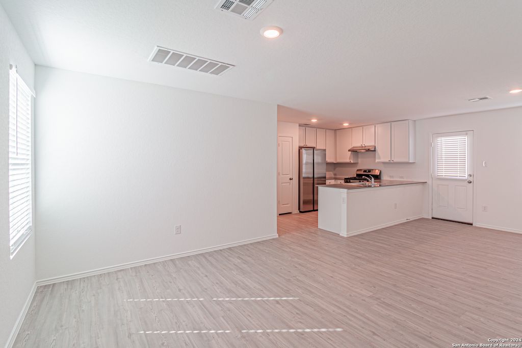 Photo of 7703 Chancery Gate, San Antonio, TX 78253 (MLS # 1932586)