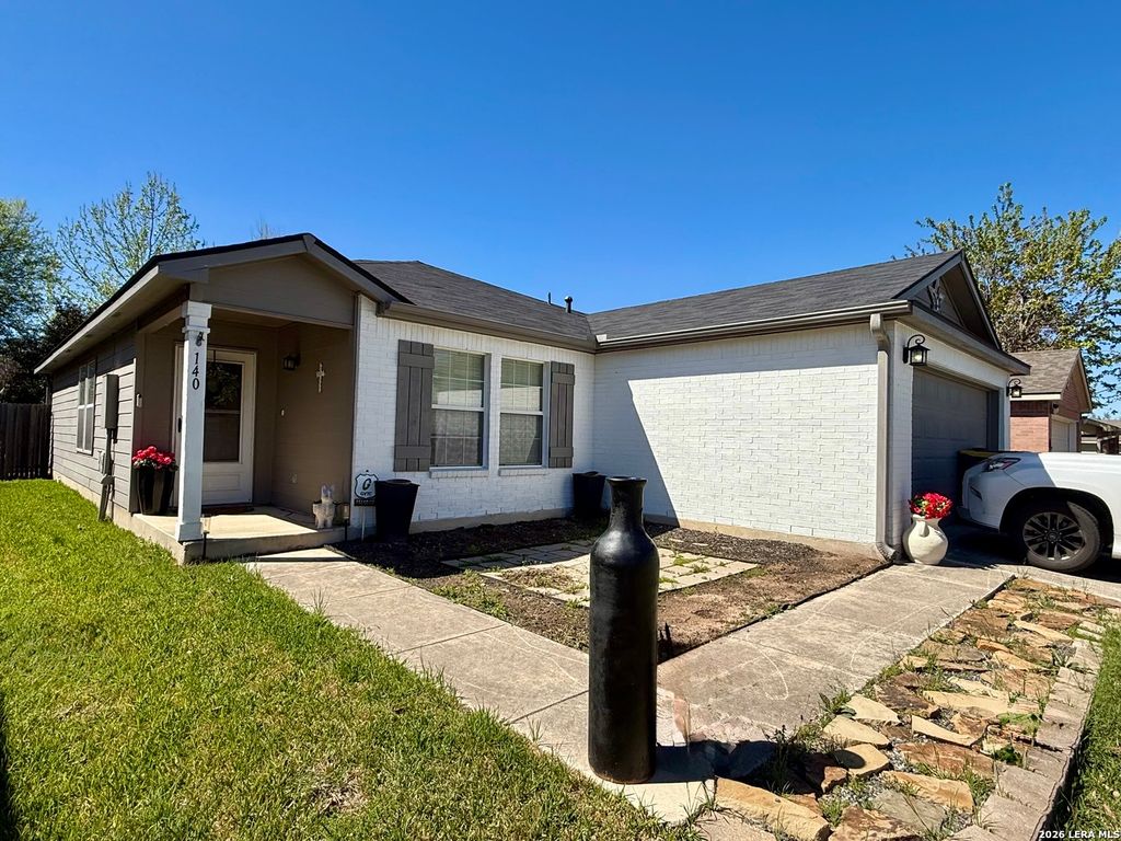 Photo of 140 Katie, Boerne, TX 78006 (MLS # 1949305)