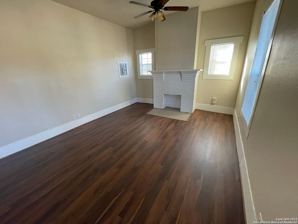Photo of 102 BAILEY AVE 1 #1, San Antonio, TX 78210 (MLS # 1944364)