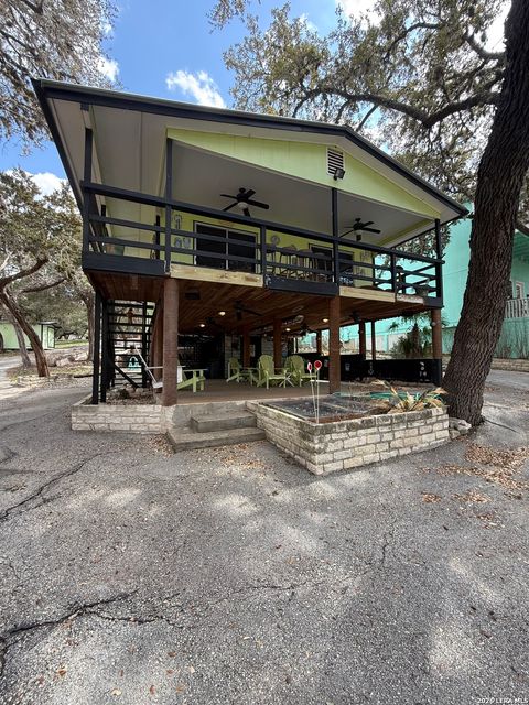 Property photo of 809 Lookout, Lakehills, TX 78063