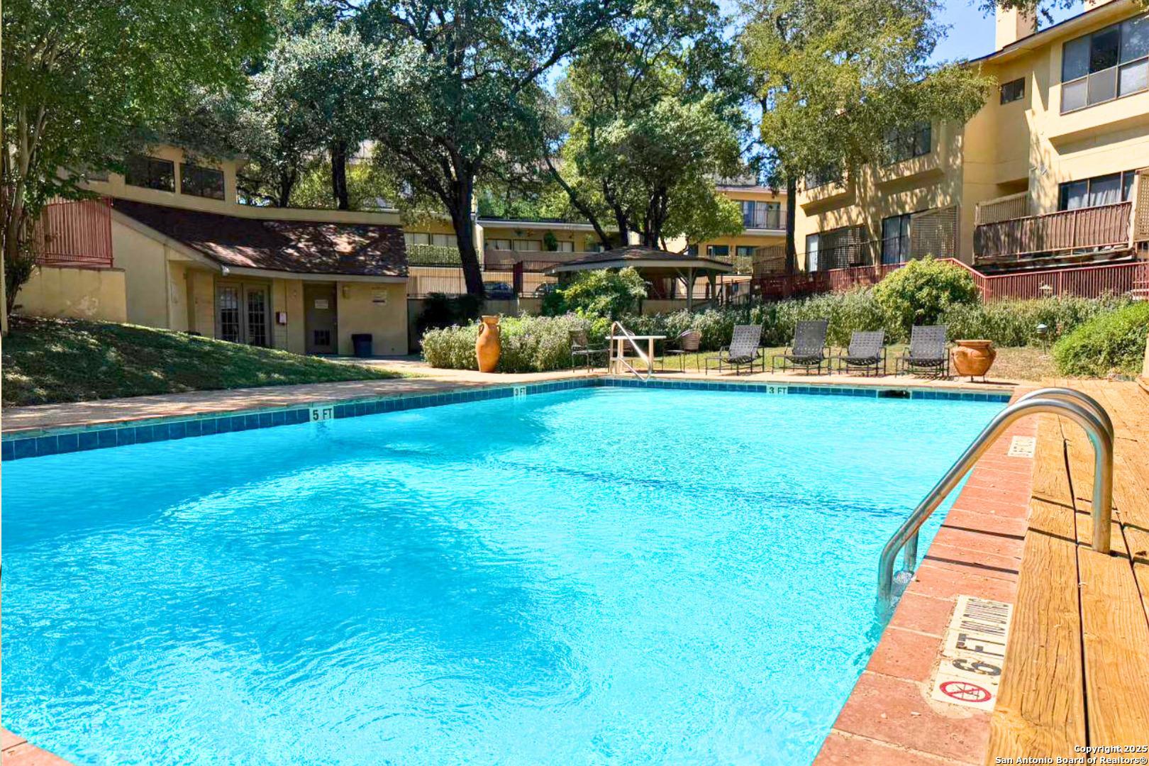 8642 fredericksburg 703