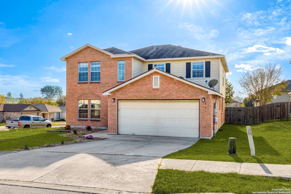 Photo of 117 Willow Cove, Cibolo, TX 78108 (MLS # 1924999)