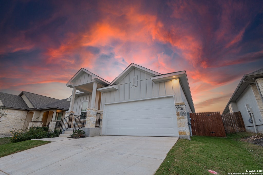 Photo of 1516 SPECHTS, New Braunfels, TX 78132 (MLS # 1968162)