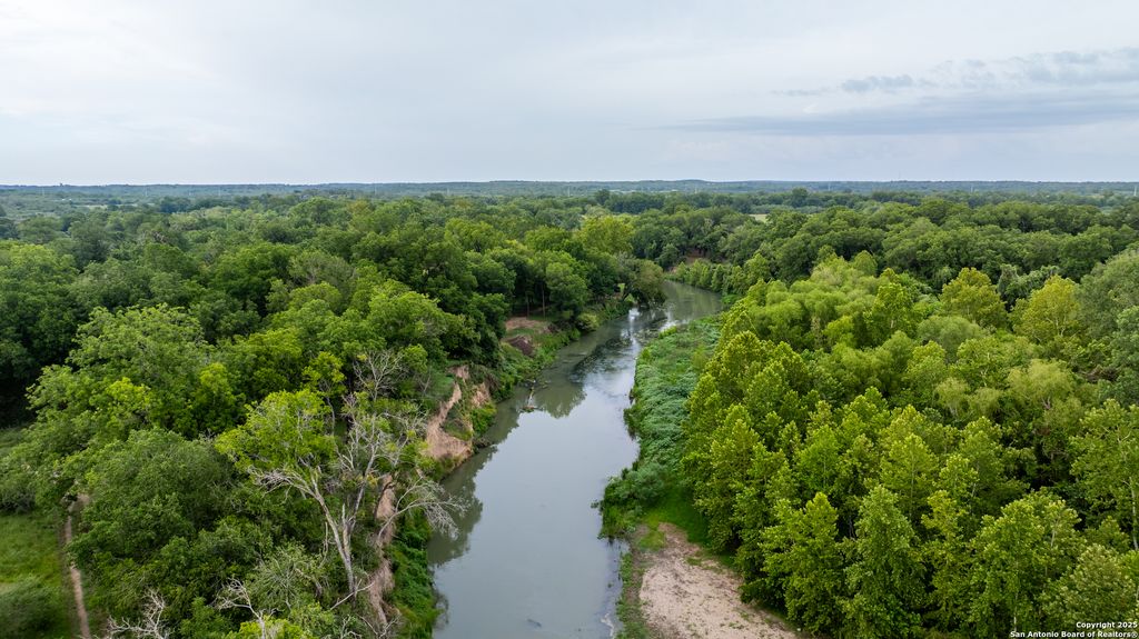 Photo of 11089 alternate 90, Seguin, TX 78155 (MLS # 1885729)