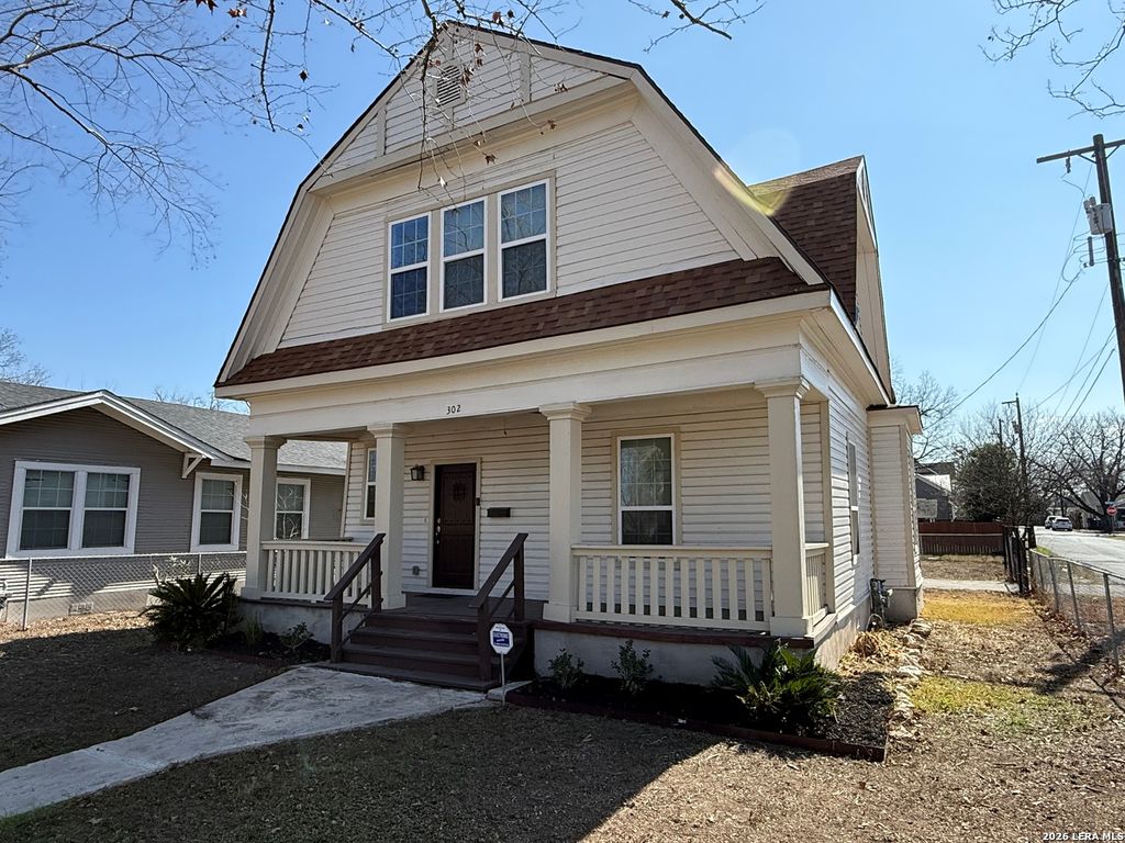 Photo of 302 Topeka, San Antonio, TX 78210 (MLS # 1948170)