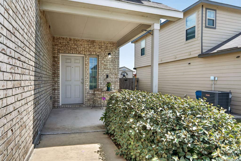 Photo of 5910 Frisbee Path, Converse, TX 78109 (MLS # 1958063)