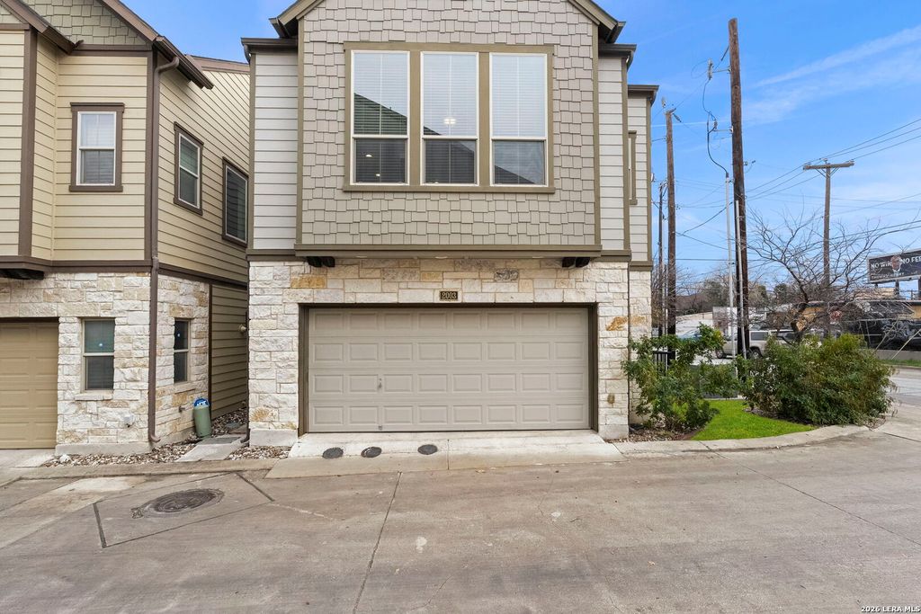 Photo of 2003 McCullough, San Antonio, TX 78212 (MLS # 1936493)