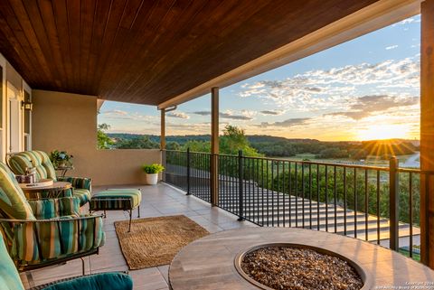 A home in Canyon Lake