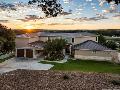 A home in Canyon Lake