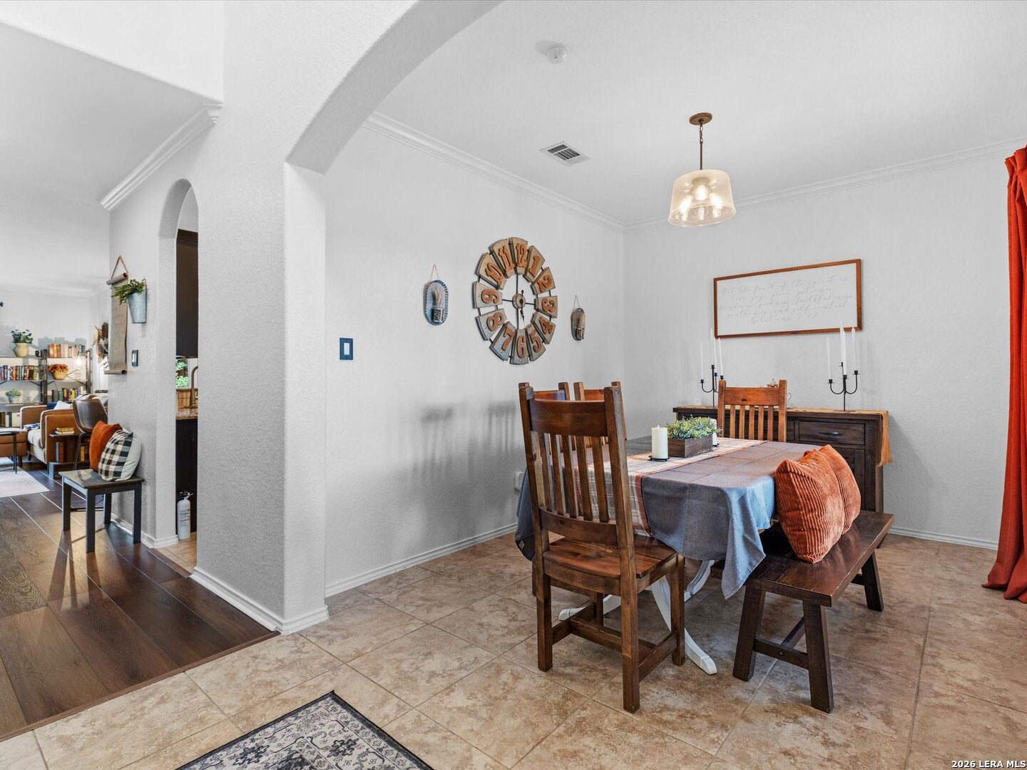 512 WAGON WHEEL WAY
