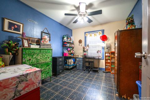 Tiny photo for 606 S San Horacio Ave, San Antonio, TX 78237 (MLS # 1899024)