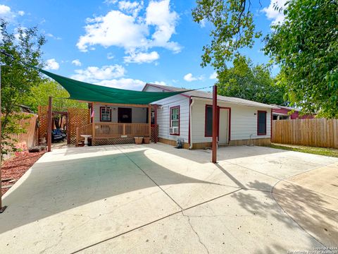 Tiny photo for 606 S San Horacio Ave, San Antonio, TX 78237 (MLS # 1899024)