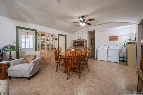 Tiny photo for 606 S San Horacio Ave, San Antonio, TX 78237 (MLS # 1899024)