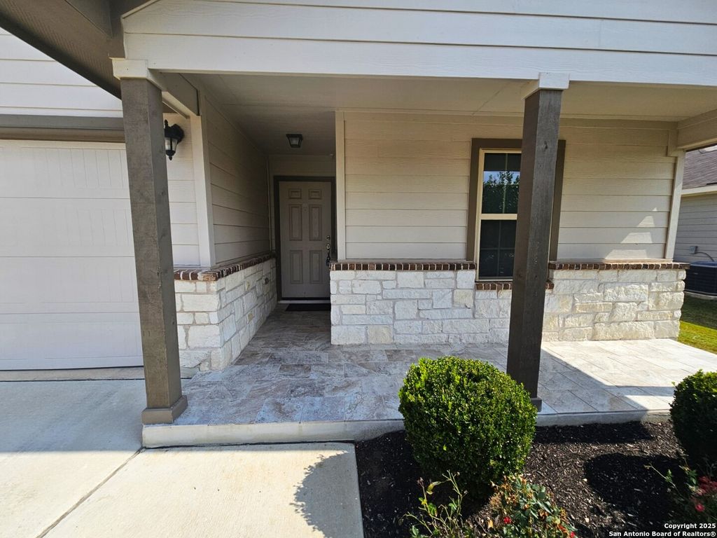 Photo of 2409 ranger pass, Seguin, TX 78155 (MLS # 1918805)