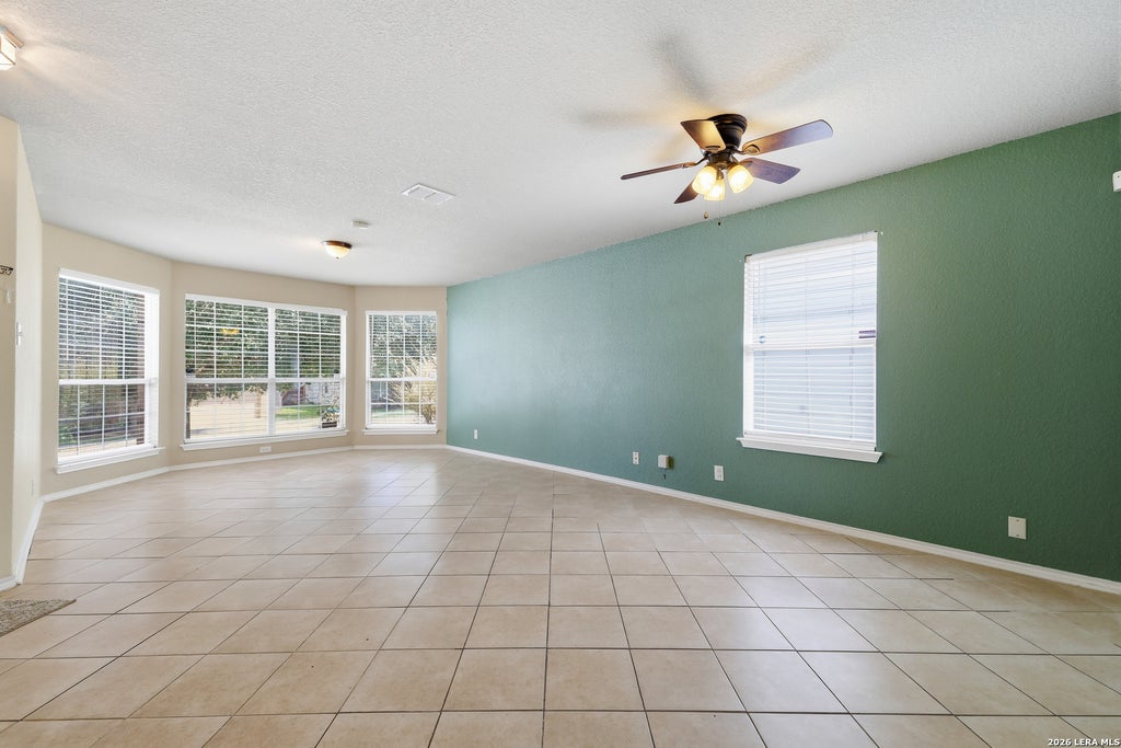 Photo of 419 Dolly Dr, Converse, TX 78109 (MLS # 2023991)