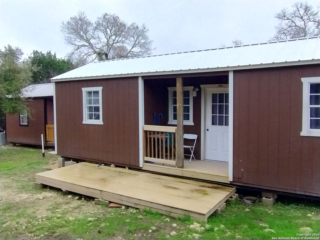 Photo of 475 Skyline Dr, Bandera, TX 78003 (MLS # 1805734)