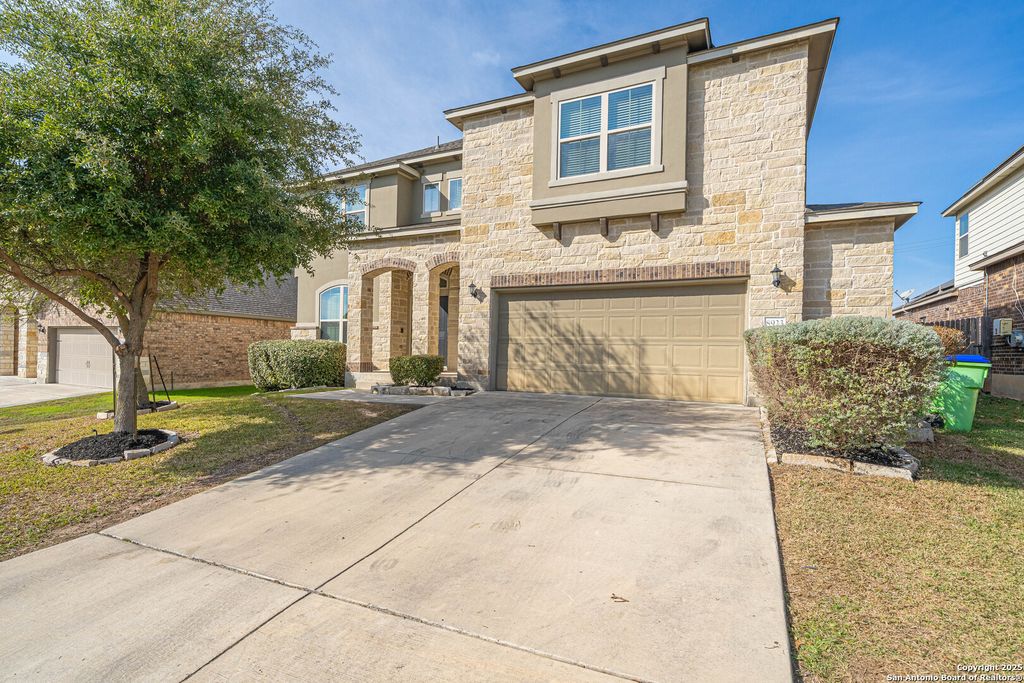 Photo of 8923 Monument Parke, San Antonio, TX 78254 (MLS # 1929451)