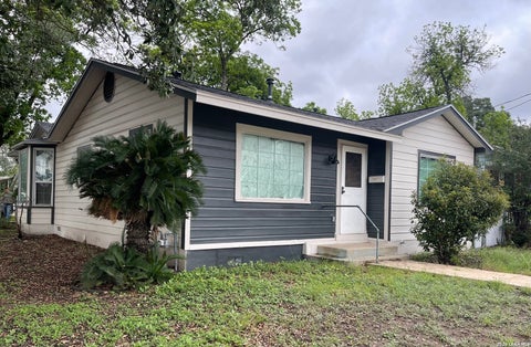 Photo of 565 DIVISION, San Antonio, TX 78214 (MLS # 1991504)