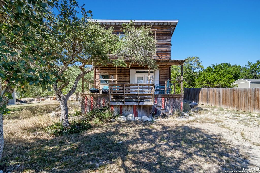 Photo of 1480 Lavaca, Canyon Lake, TX 78133 (MLS # 1920494)