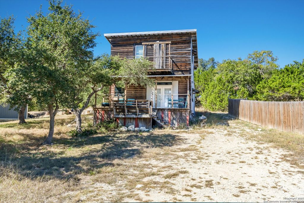 Photo of 1480 Lavaca, Canyon Lake, TX 78133 (MLS # 1920494)