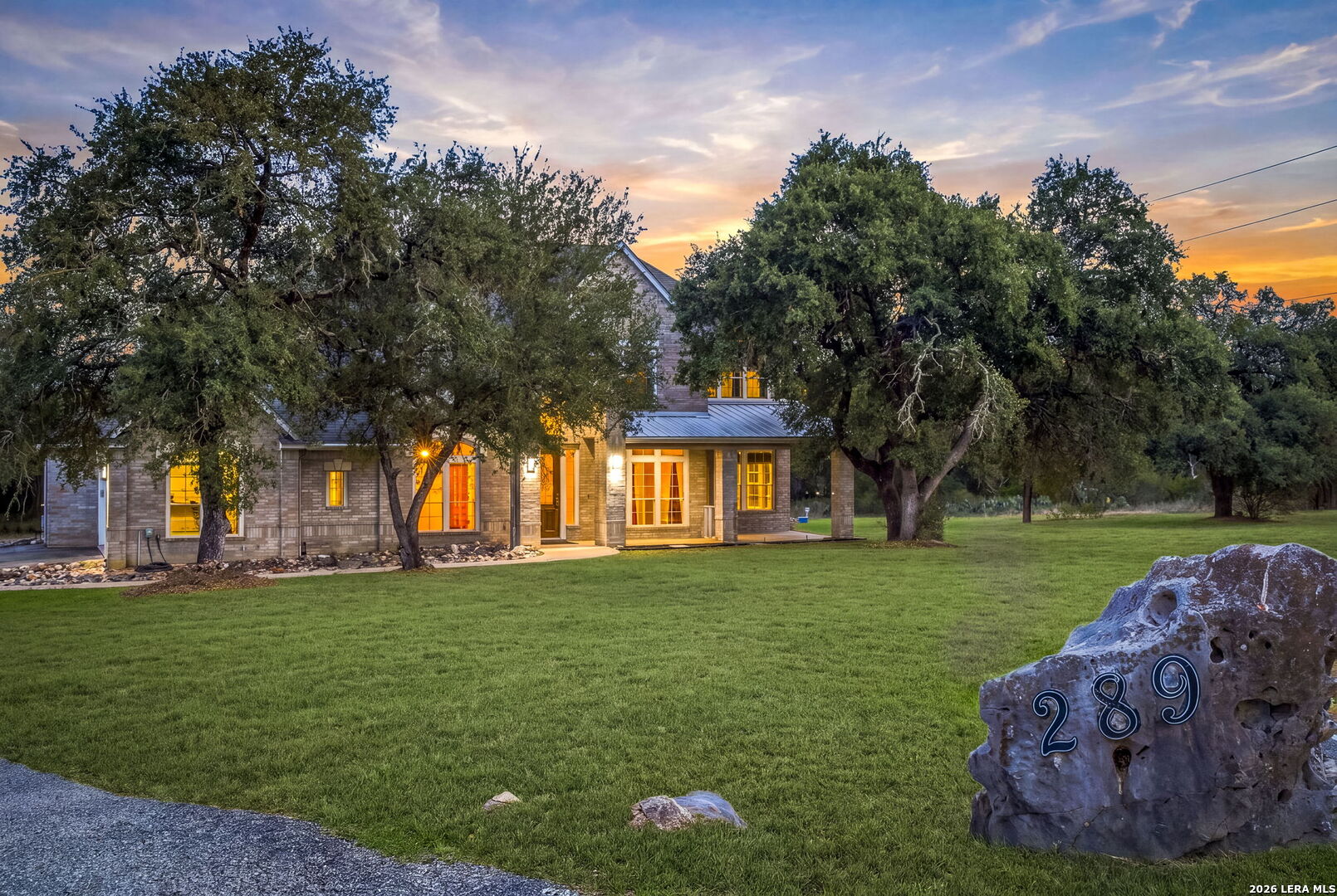 289 LONE CREEK CIR