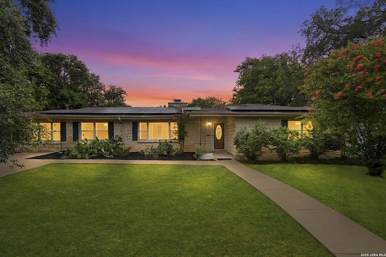 Photo 1 of 35 — 117 BRYKER DR, Terrell Hills, TX 78209