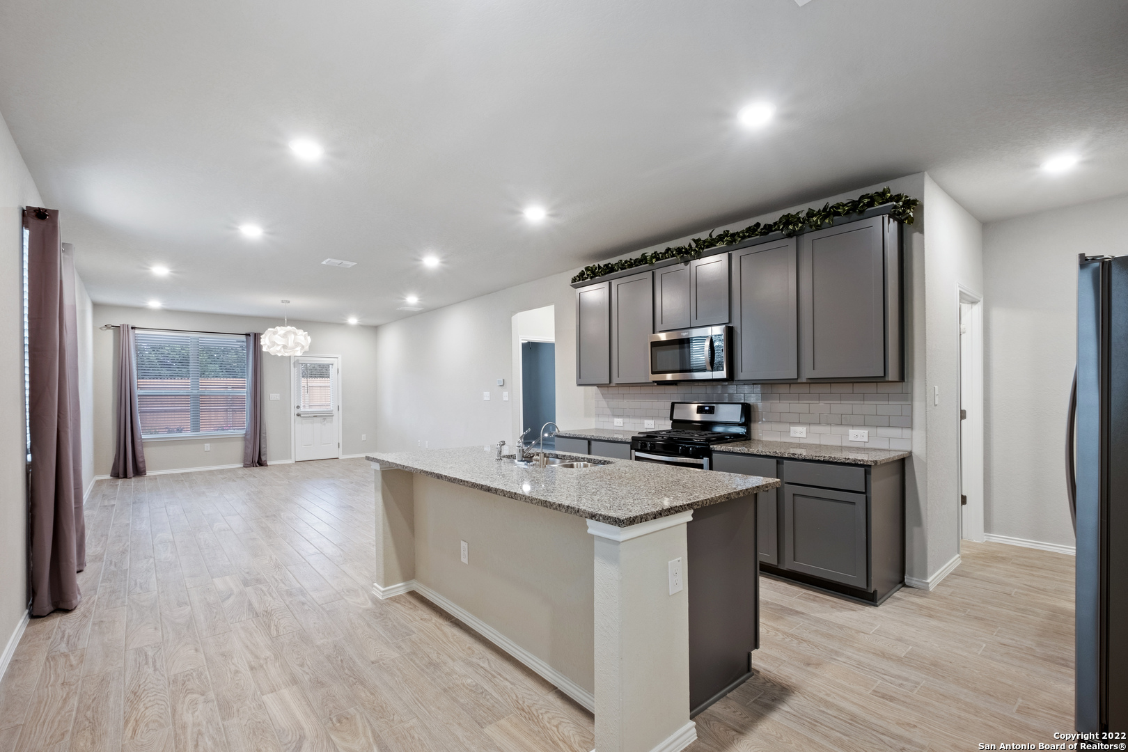 259 Kinsley Way