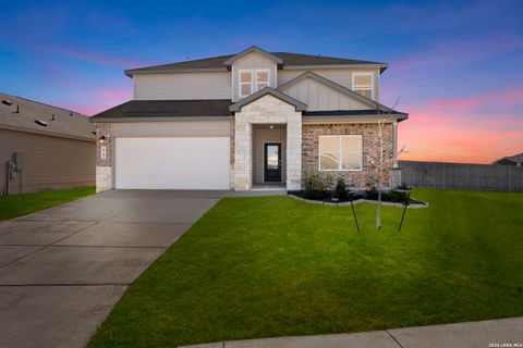 2741 Nueva Cordova Seguin TX 78155