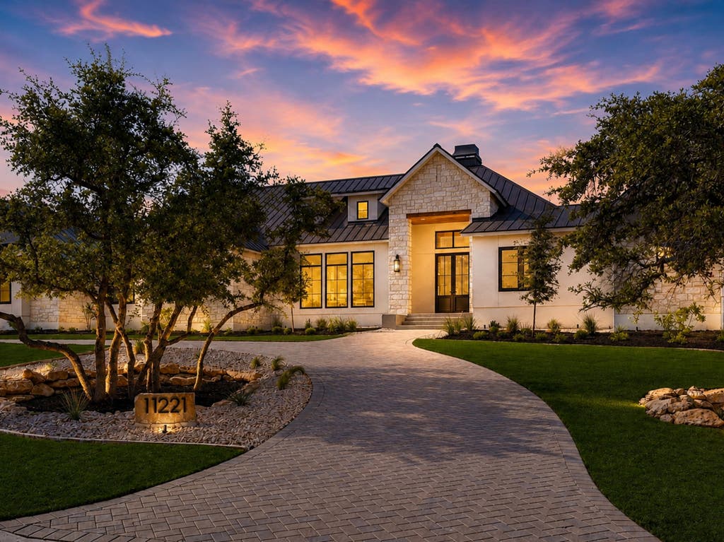 Photo of 11221 Ensor, Boerne, TX 78006 (MLS # 2011126)