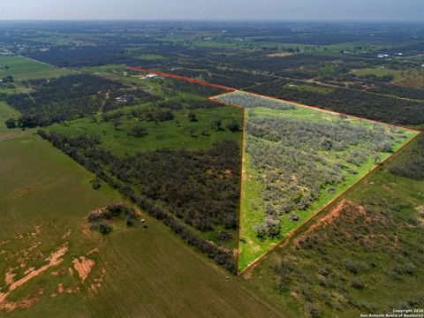 TBD FELIX RD St Hedwig TX 78152