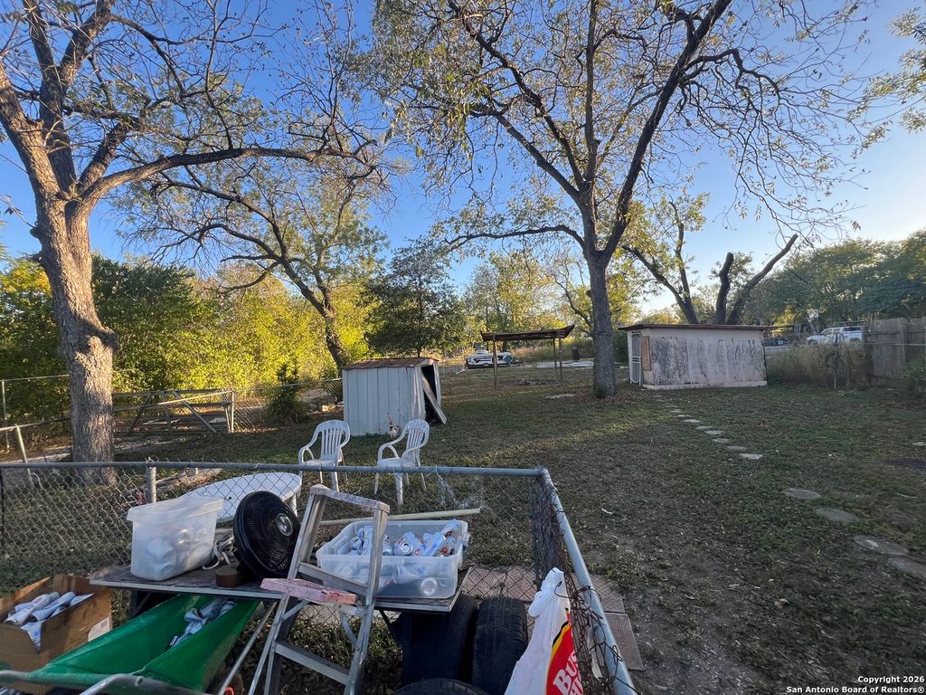 Photo of 1329 Ceralvo, San Antonio, TX 78207 (MLS # 1934525)