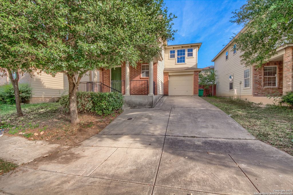 Photo of 143 ARROW OAKS, San Antonio, TX 78249 (MLS # 1953293)